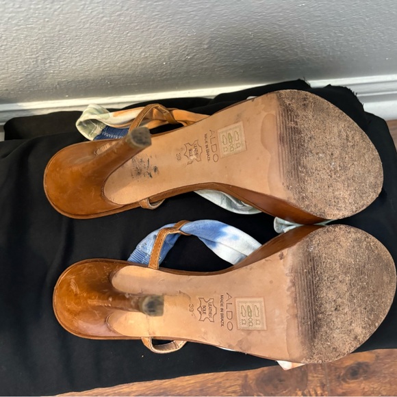 Aldo: sling back heels 3.5 in heel multicolor💙 - Picture 5 of 6